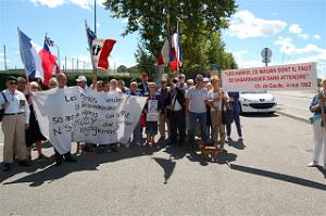 LA MARCHE DES HARKIS AOUT 2011 PIERRELATTE DE HERVE CUESTA  (3)